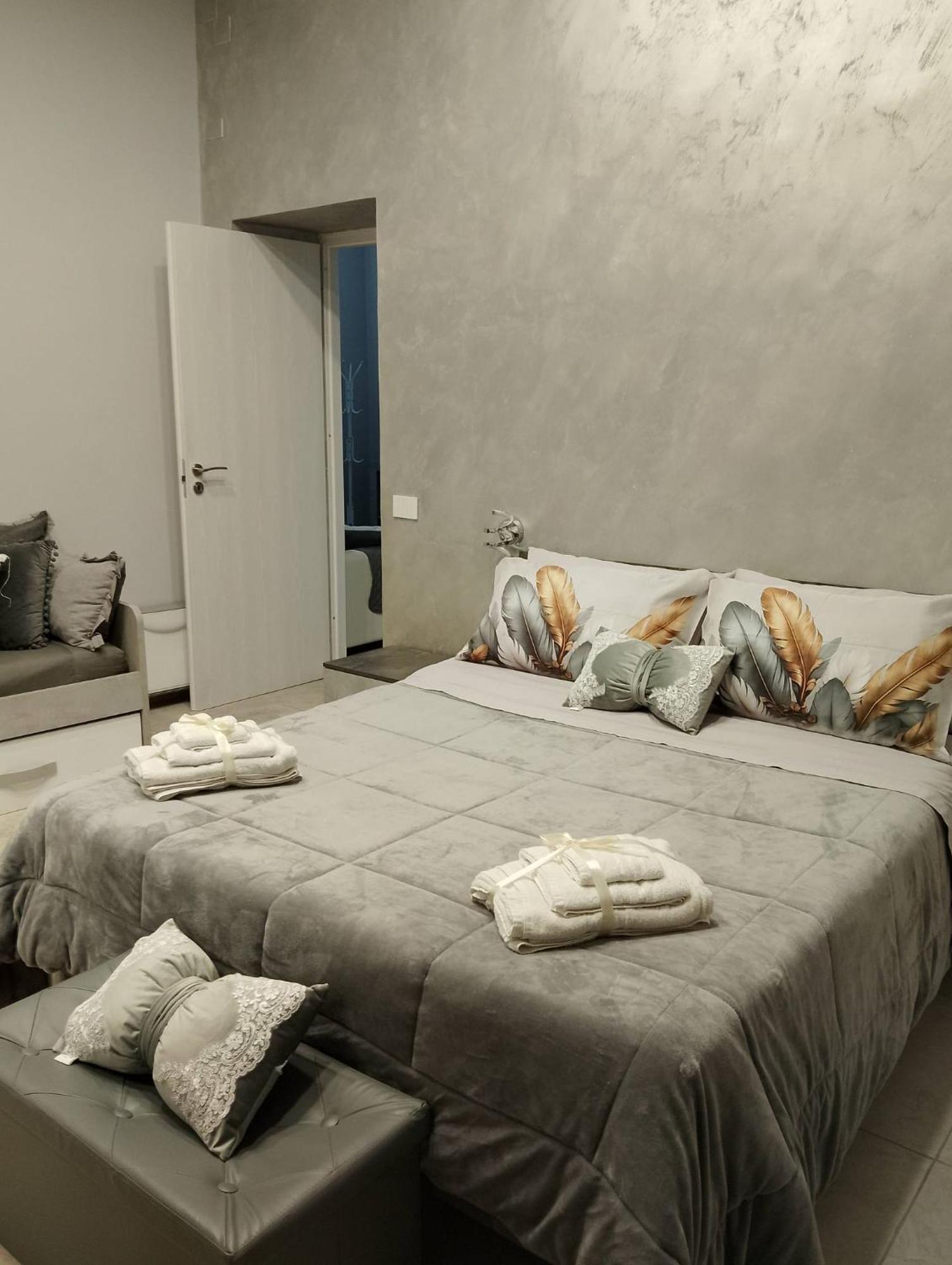 Mary House Napoli Centro Apartment Exterior foto